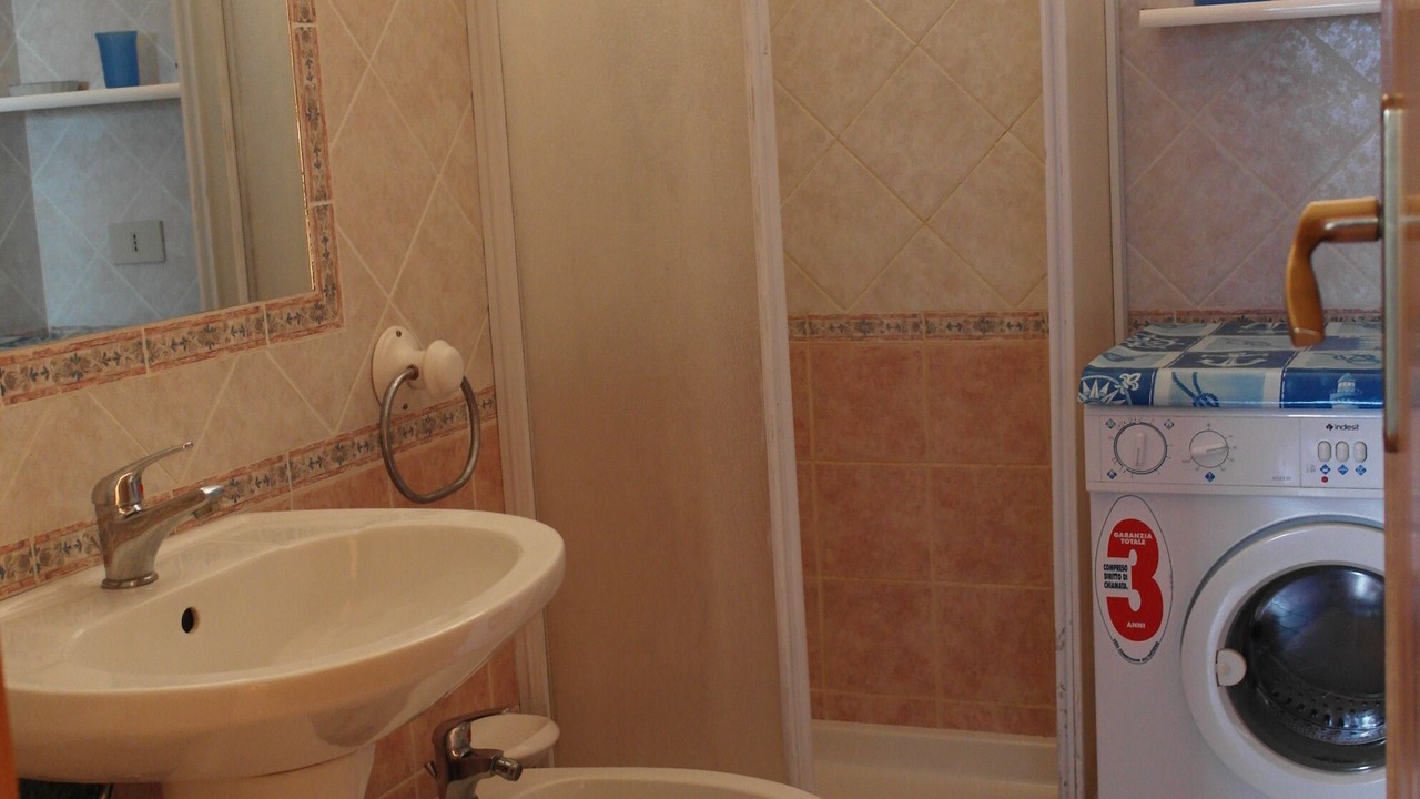 Photo of Bathroom in Marettimo