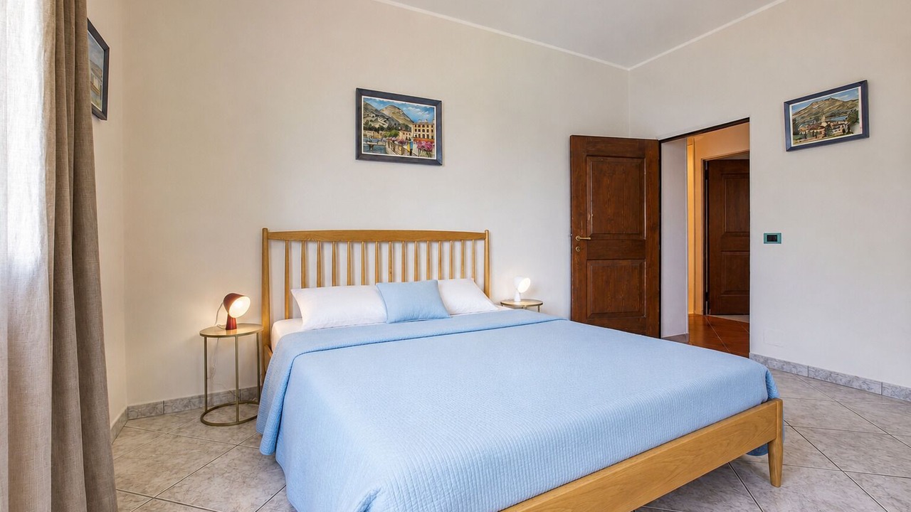 Photo of Bedroom in Cannobio