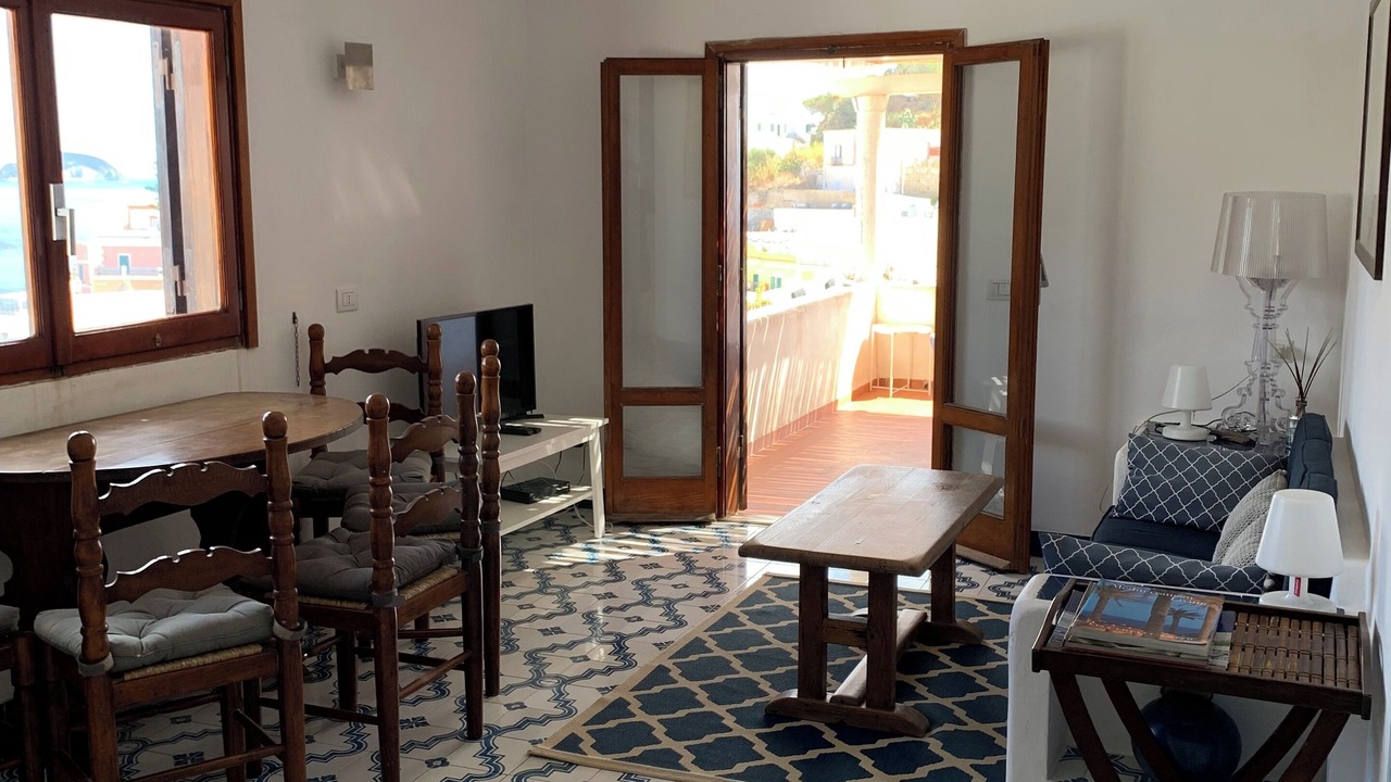 Photo of Livingroom in Ponza