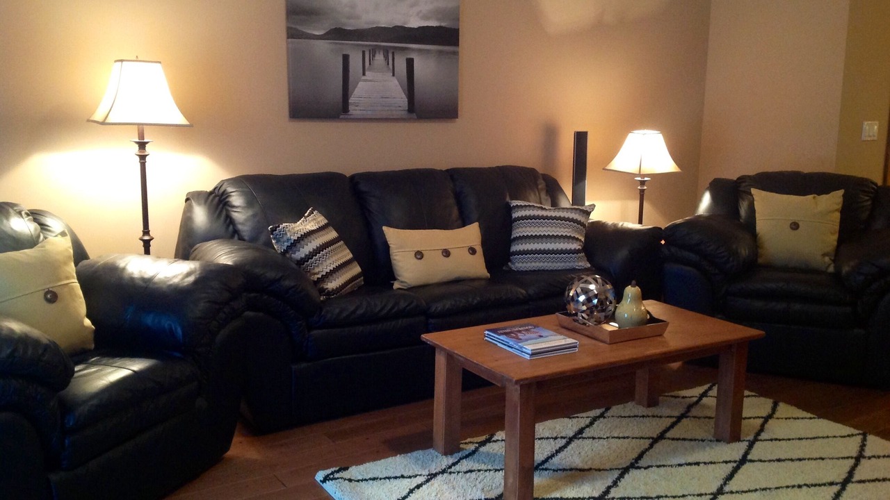 Photo of Livingroom in Osoyoos