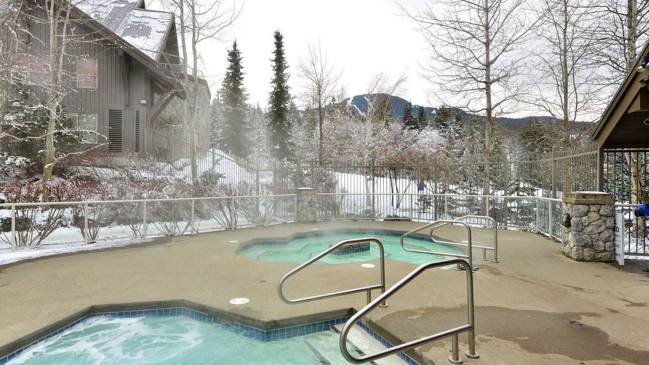 Photo of Outdoor in Upper Village