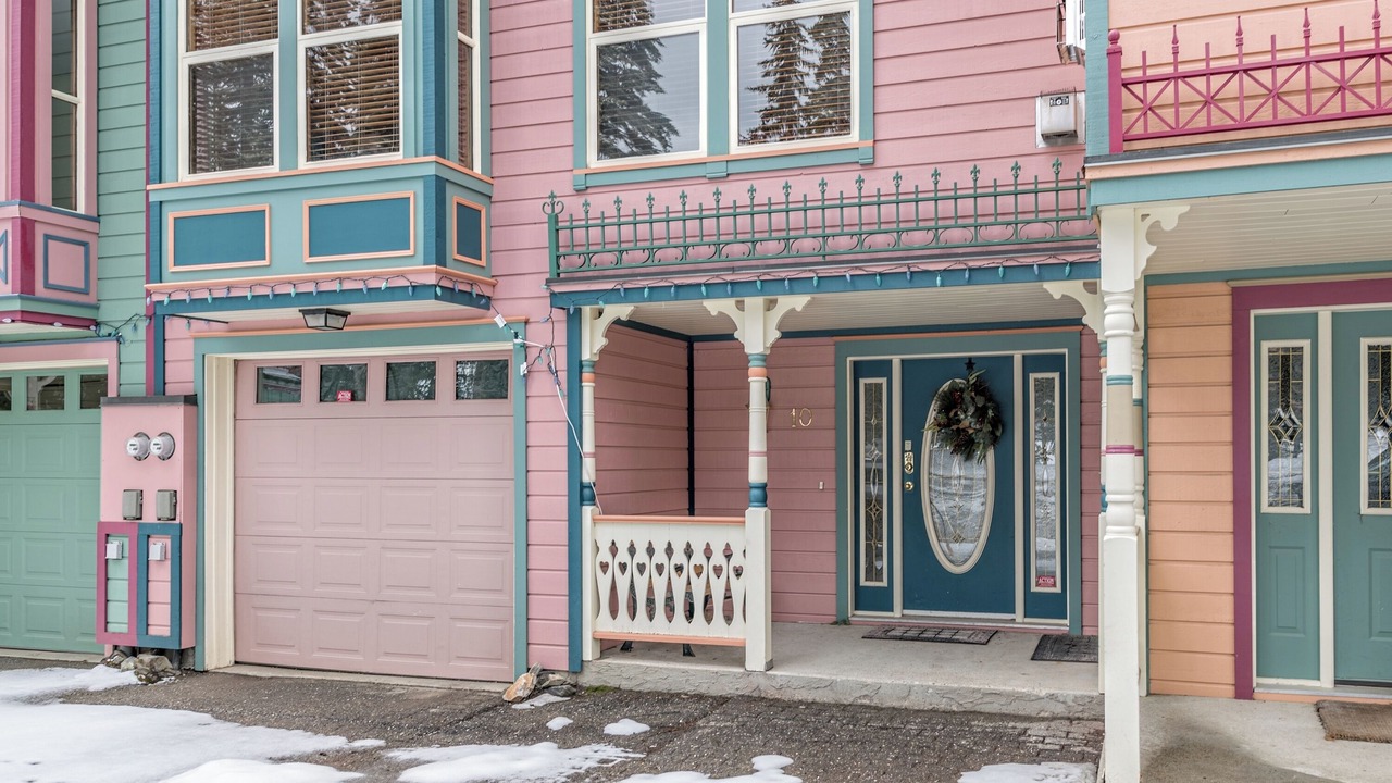 Photo of Outdoor in Silver Star Mountain