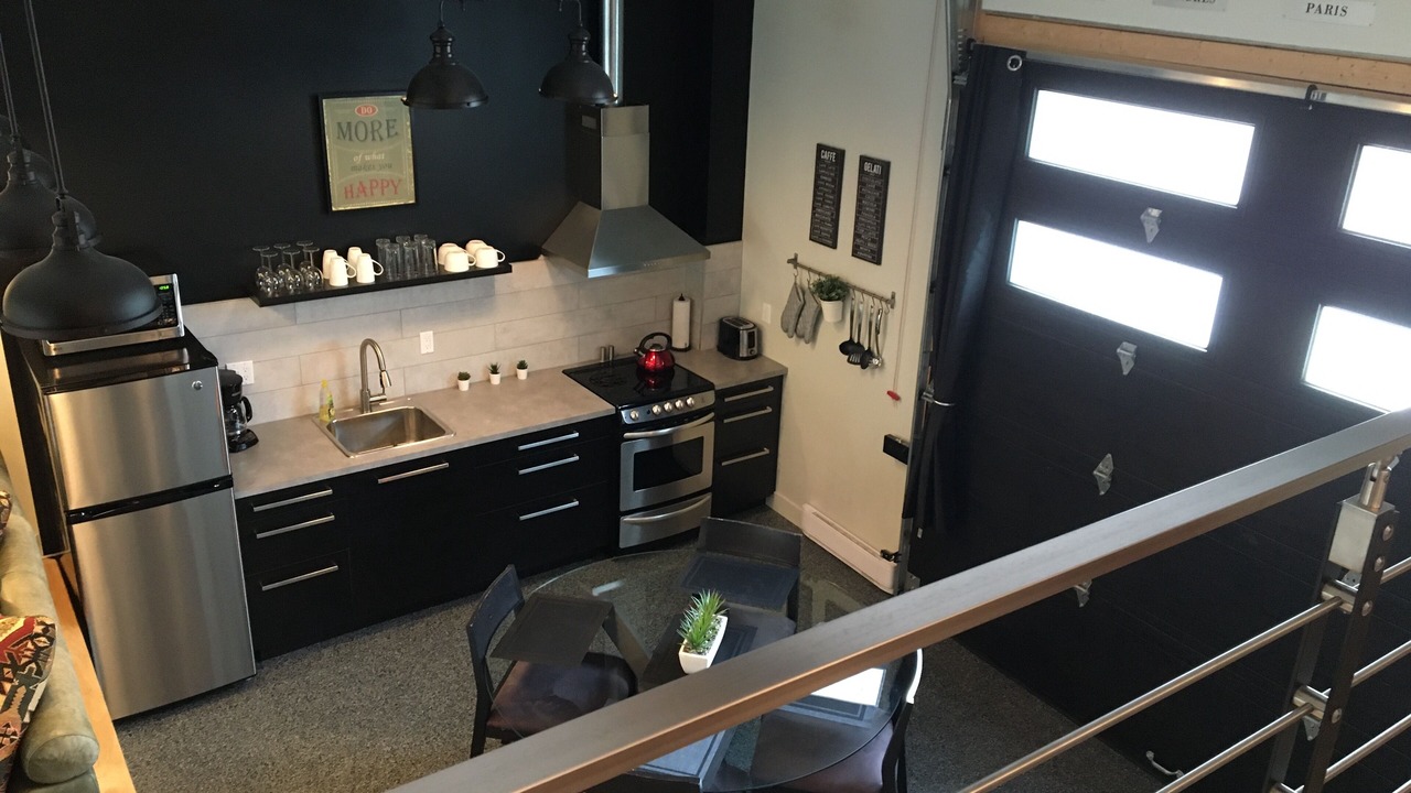 Photo of Kitchen in La Petite-Patrie