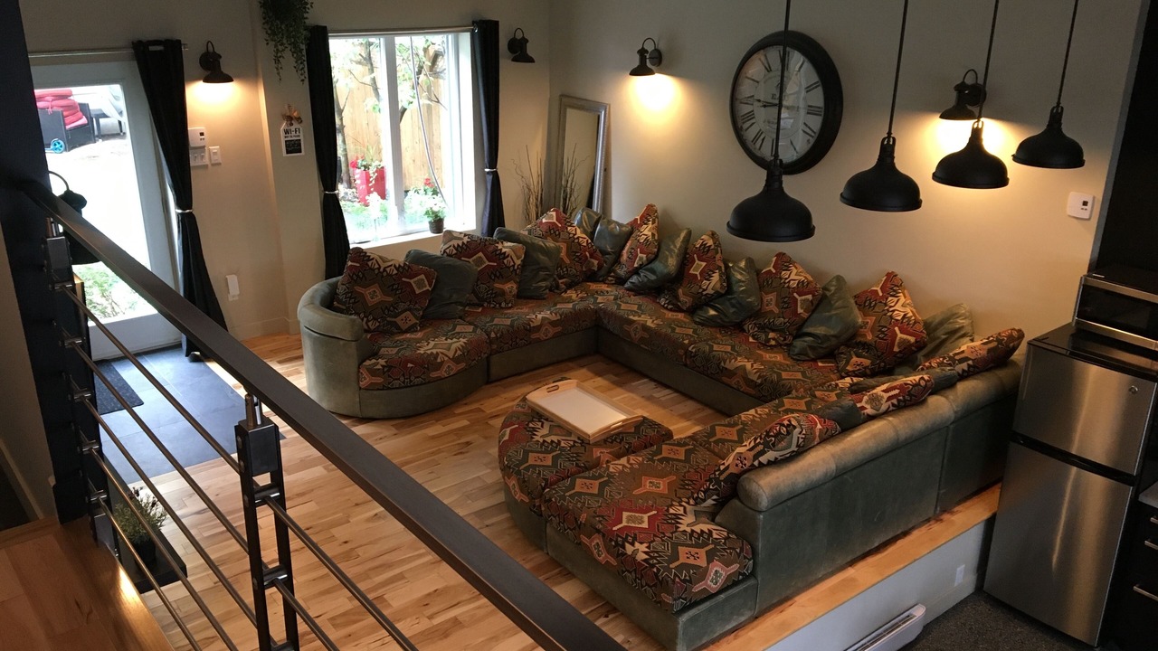 Photo of Livingroom in La Petite-Patrie