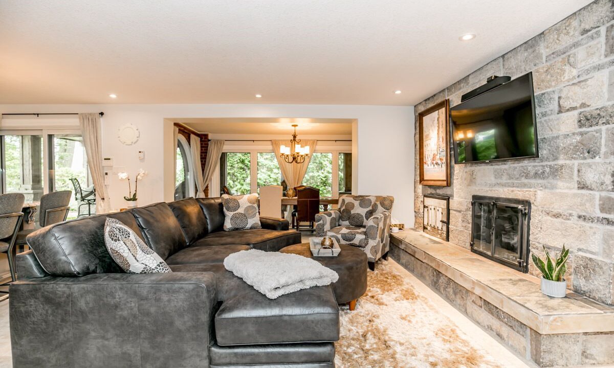 Photo of Livingroom in Oro-Medonte