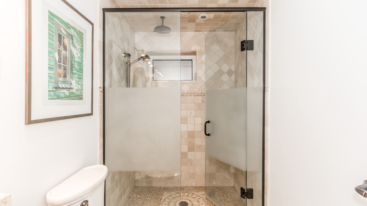 Photo of Bathroom in Oro-Medonte