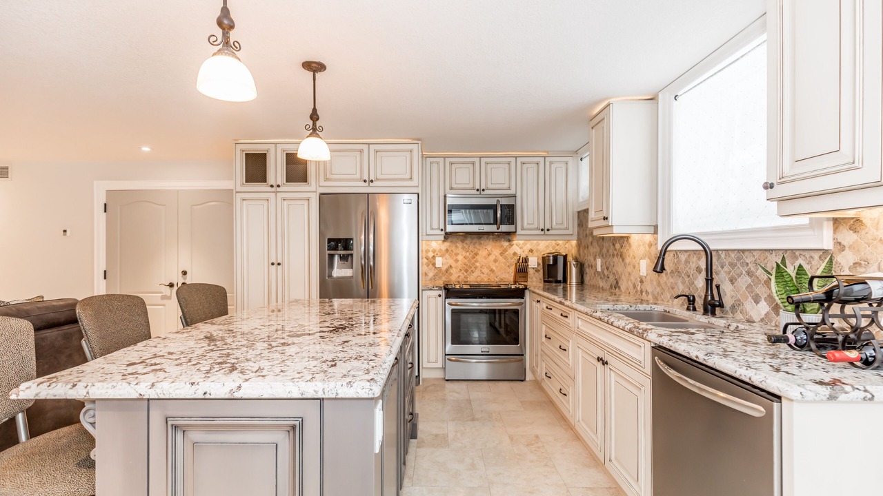 Photo of Kitchen in Oro-Medonte