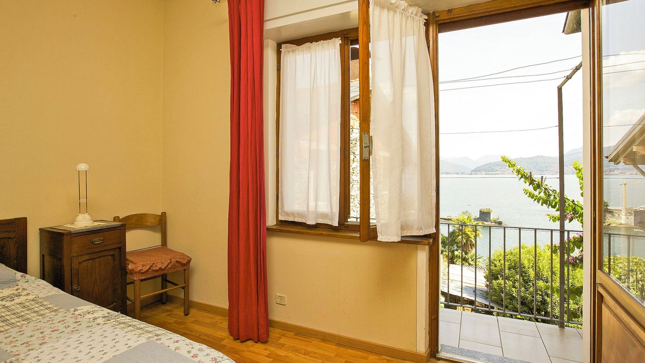 Photo of Bedroom in Cannobio