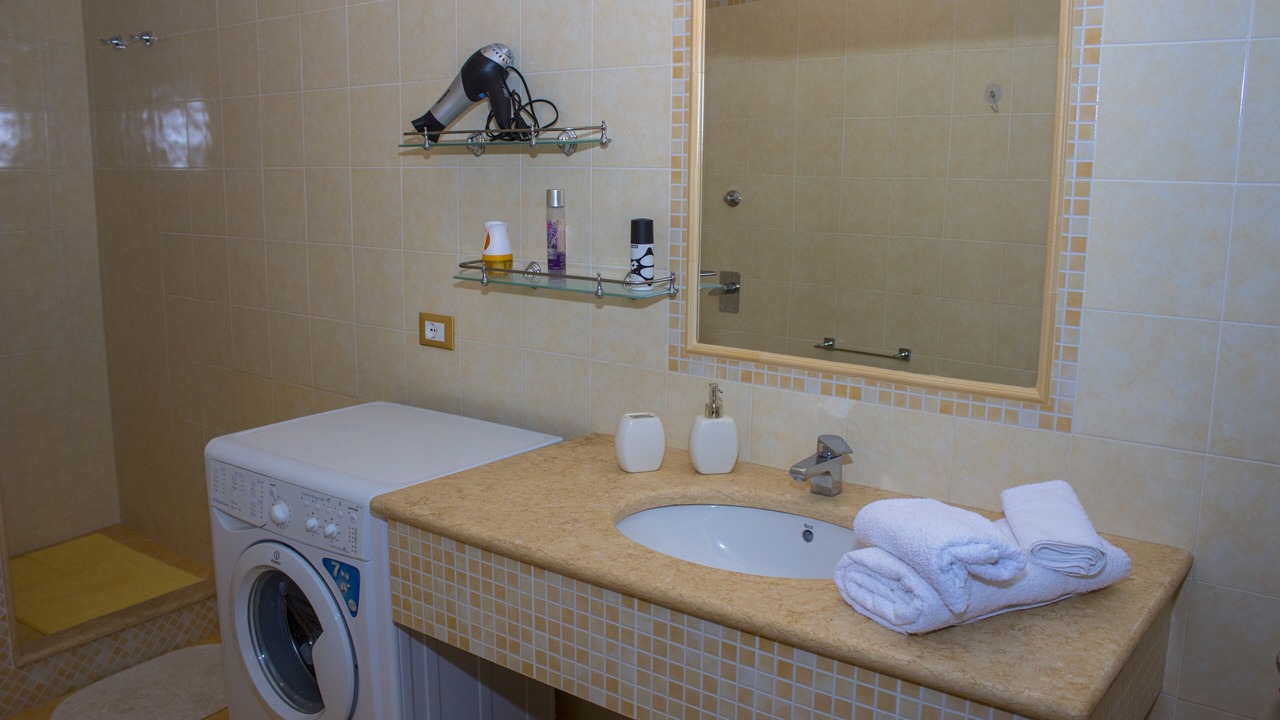 Photo of Bathroom in Marsala