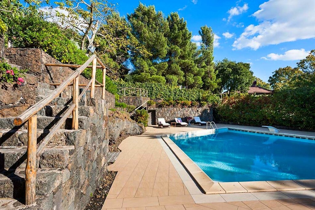 Photo of Outdoor in Ragalna