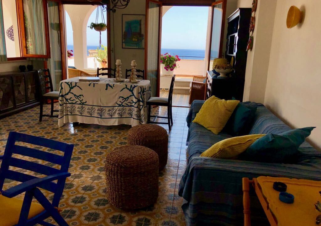 Photo of Livingroom in Torre Colonna-sperone