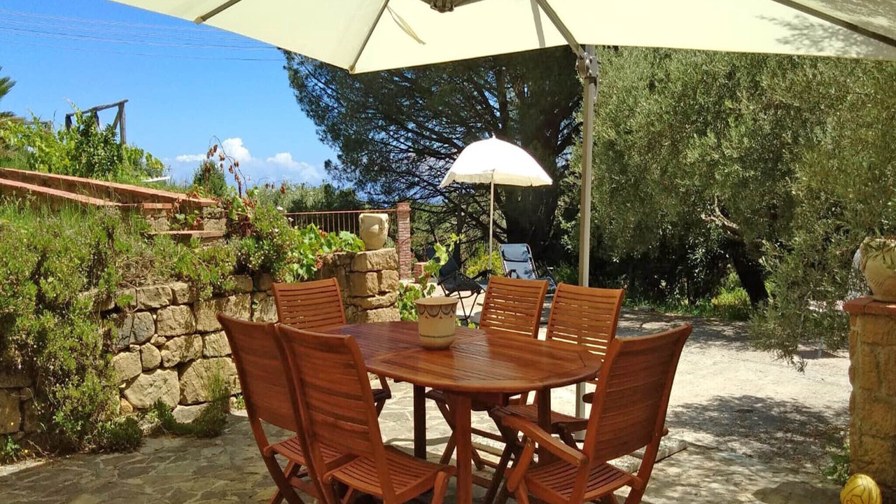 Photo of Outdoor in Naso