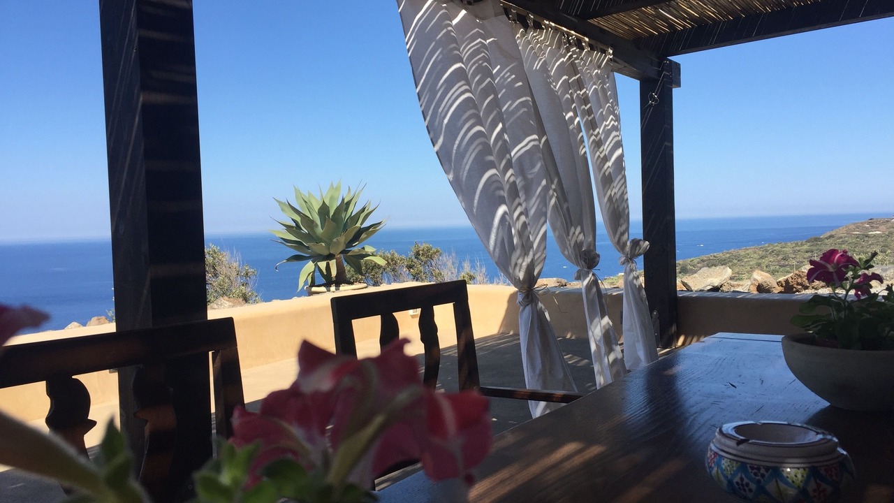 Photo of Patio Balcony in Pantelleria