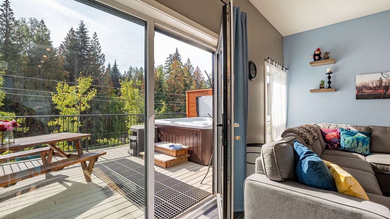 Photo of Livingroom in Revelstoke