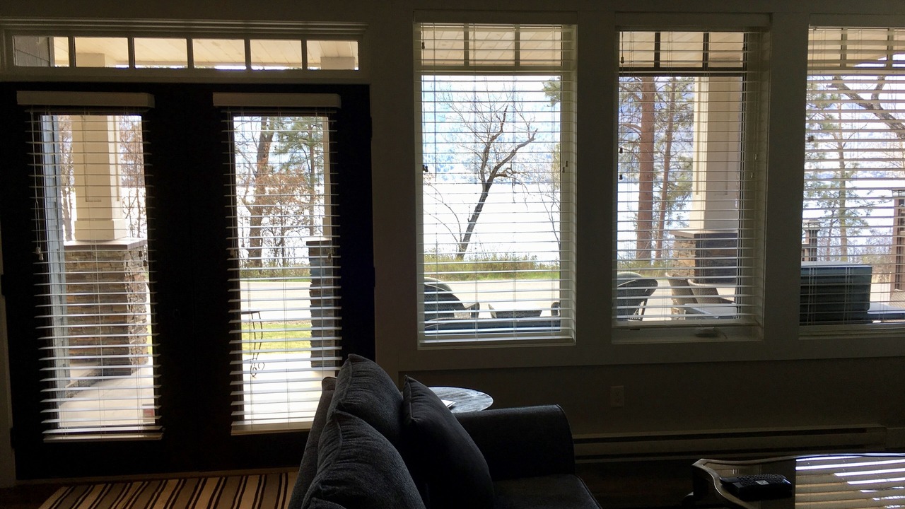 Photo of Livingroom in Okanagan Centre