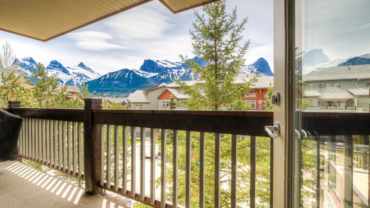 Photo of Patio Balcony in Canmore