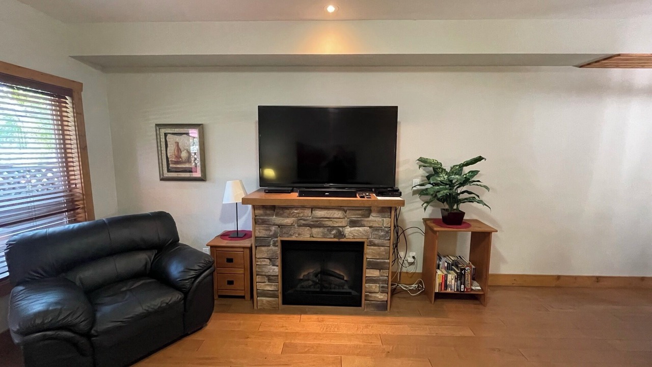 Photo of Livingroom in Osoyoos