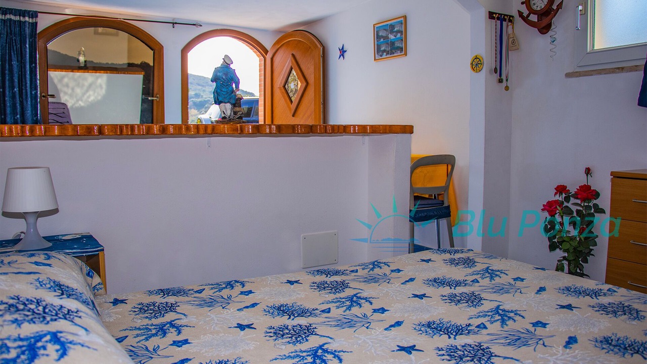 Photo of Bedroom in Le Forna