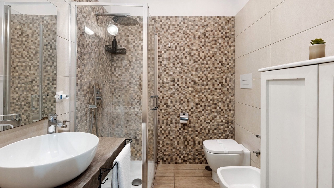 Photo of Bathroom in Quartieri Spagnoli