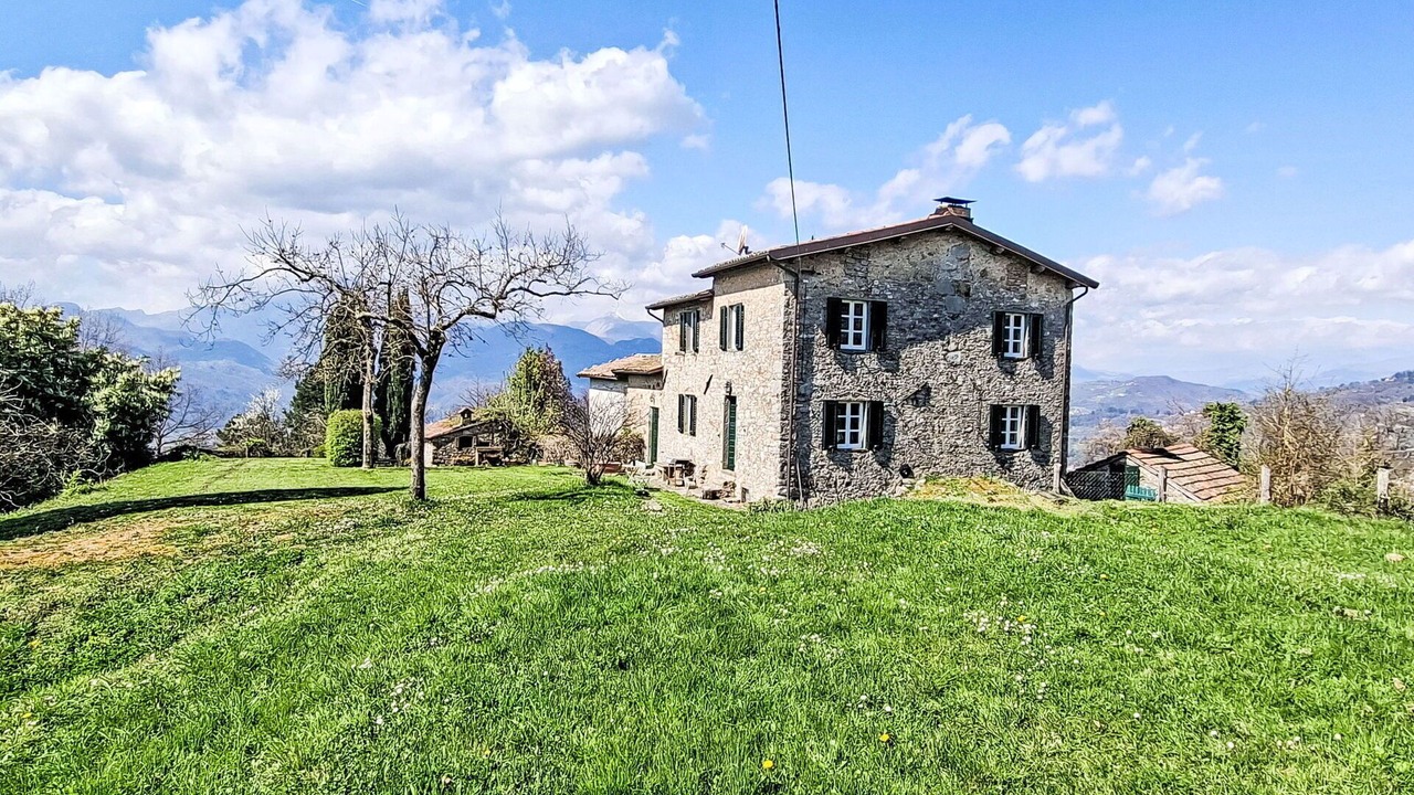 Photo of Others in Barga