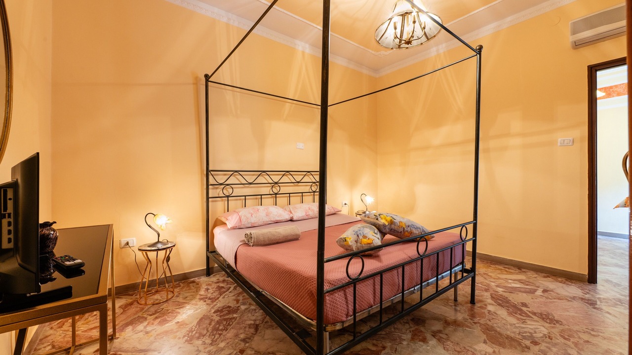 Photo of Bedroom in Realmonte