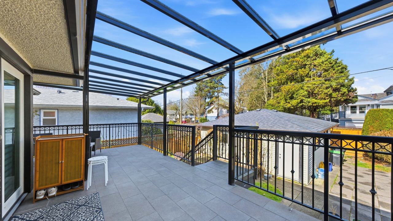 Photo of Patio Balcony in West Point Grey
