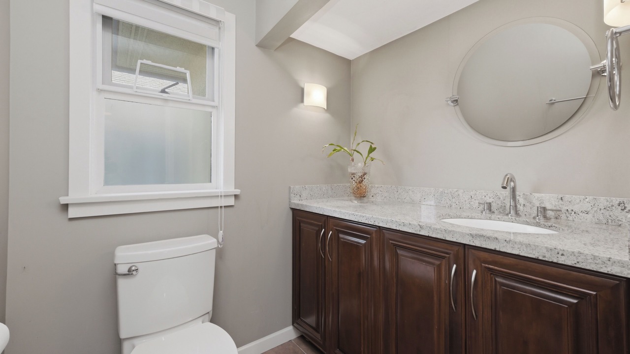 Photo of Bathroom in West Point Grey