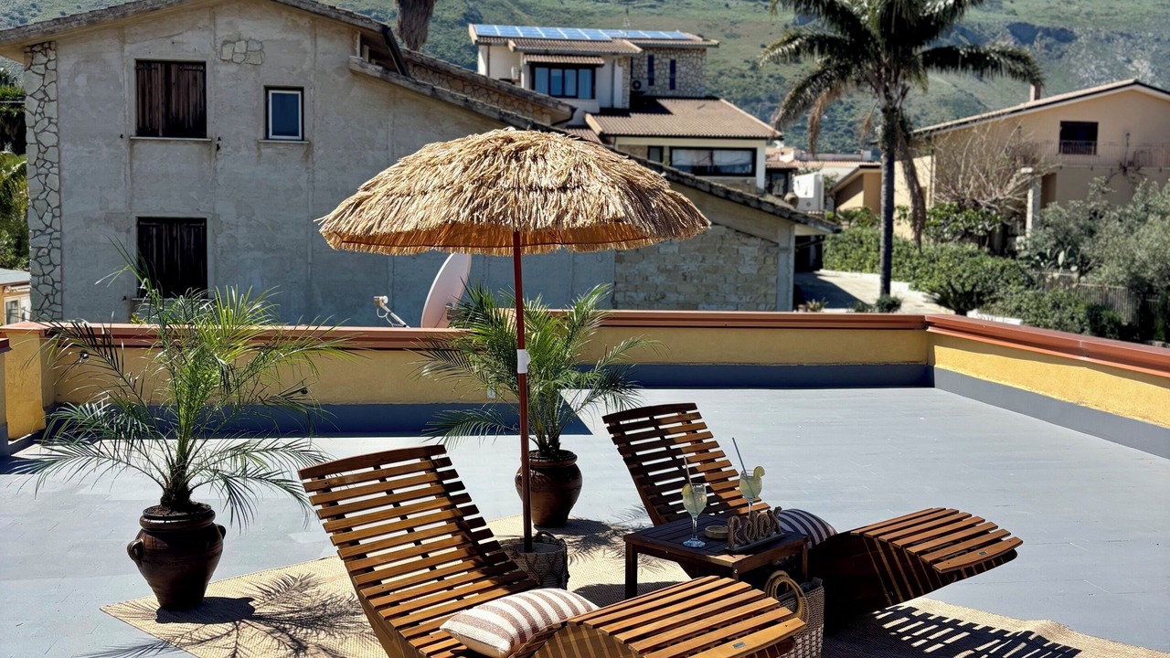 Photo of Patio Balcony in Villa Grazia di Carini