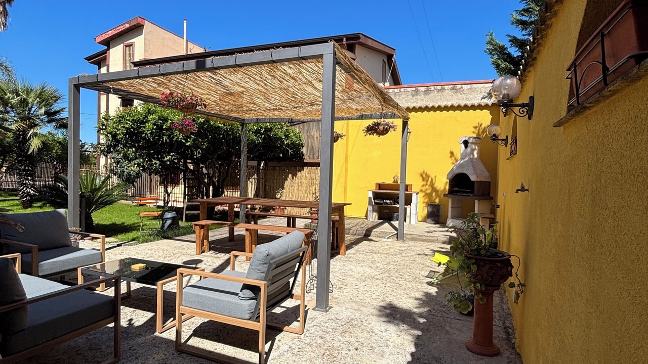 Photo of Patio Balcony in Villa Grazia di Carini