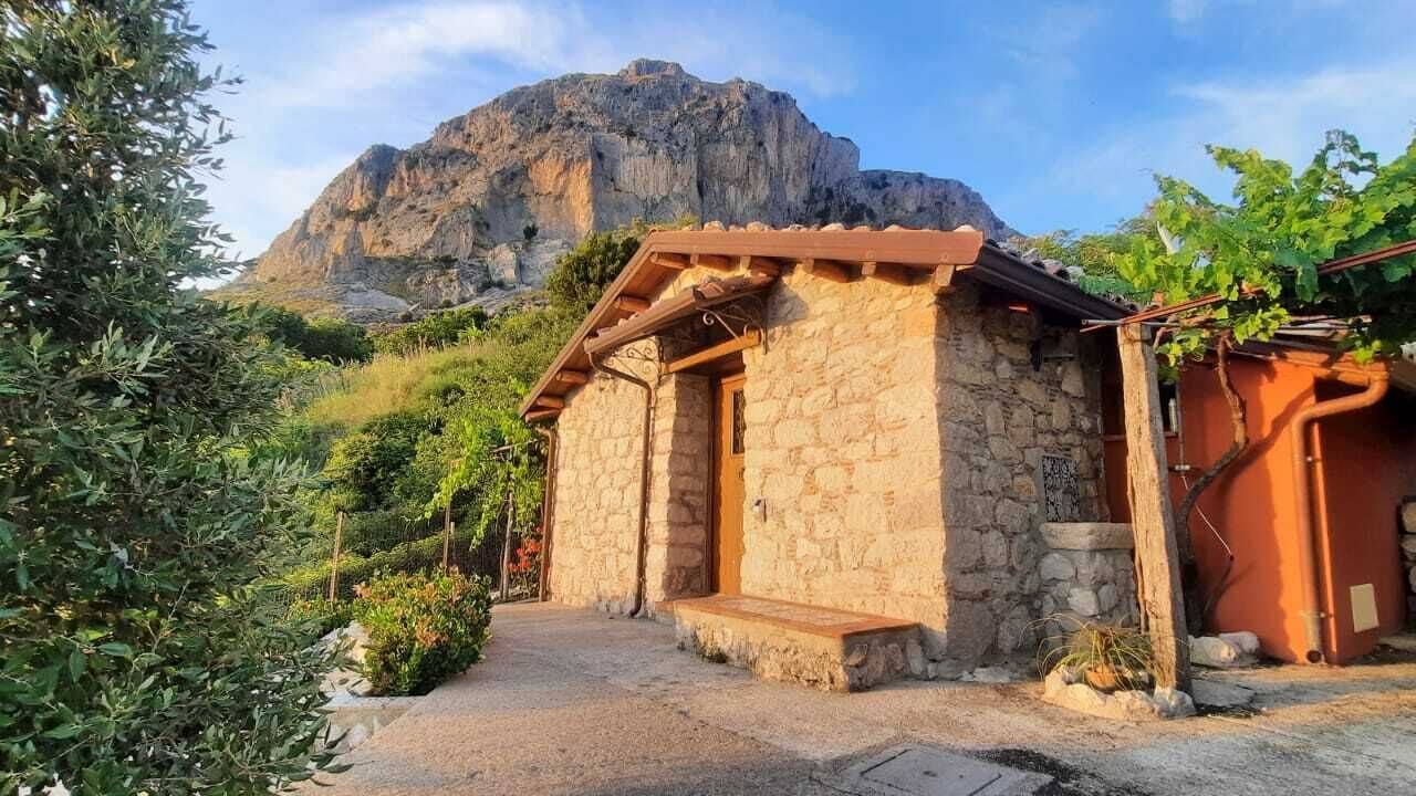 Photo of Outdoor in Alcara li Fusi