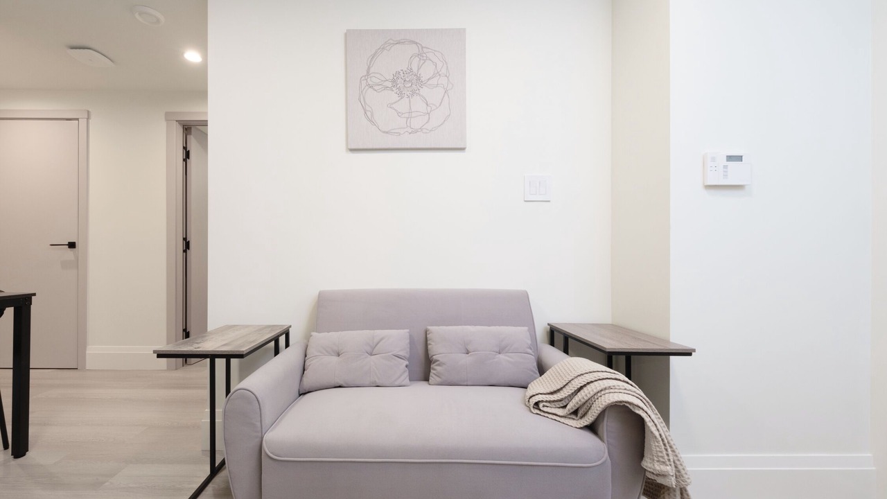 Photo of Livingroom in Kerrisdale