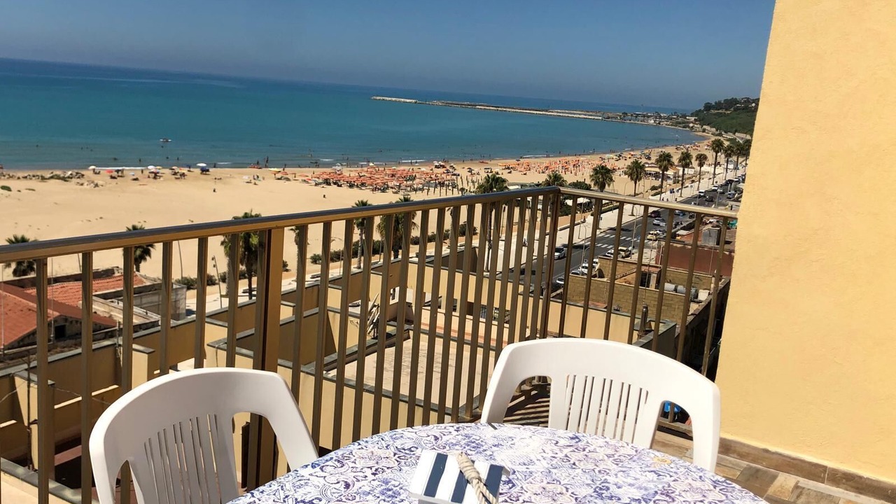 Photo of Outdoor in Gela