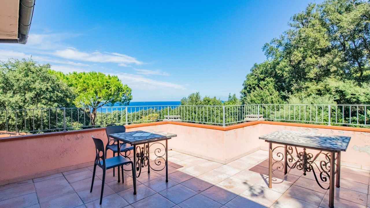 Photo of Outdoor in Procchio