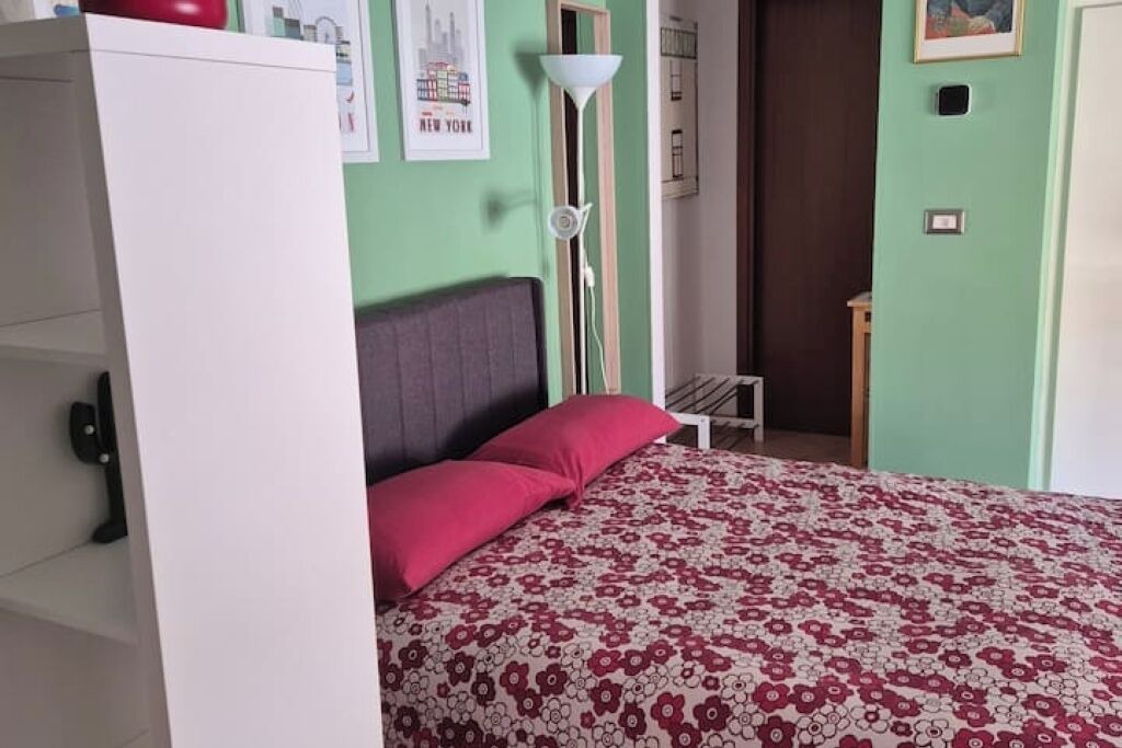 Photo of Bedroom in Isola Sacra