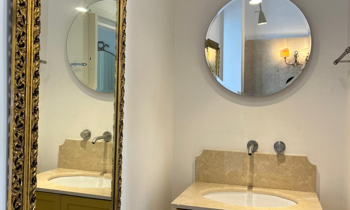 Photo of Bathroom in Quartieri Spagnoli