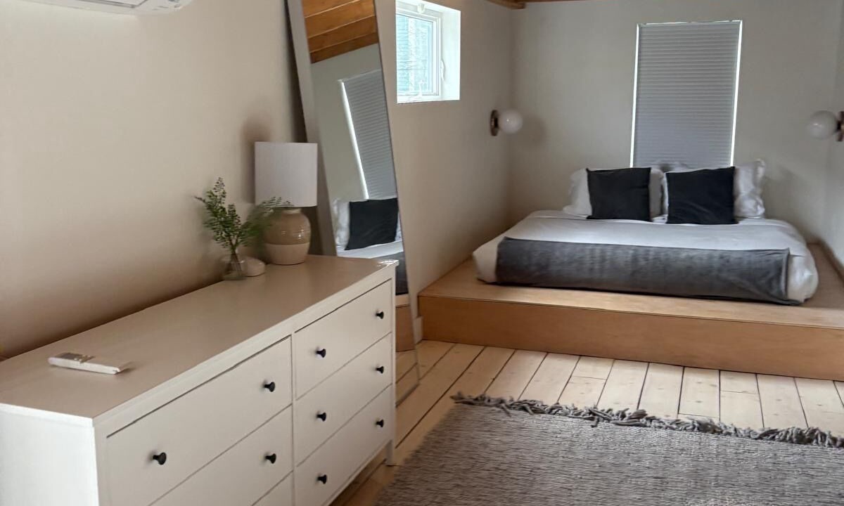 Photo of Bedroom in North End