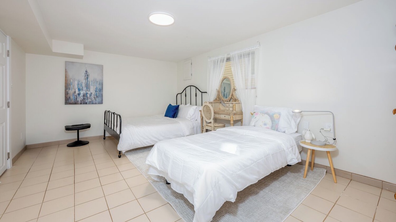 Photo of Bedroom in Grandview-Woodland