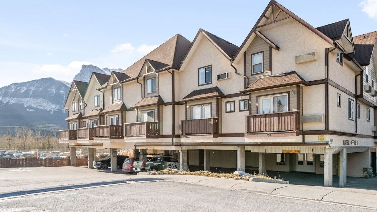 Photo of Outdoor in Cougar Creek
