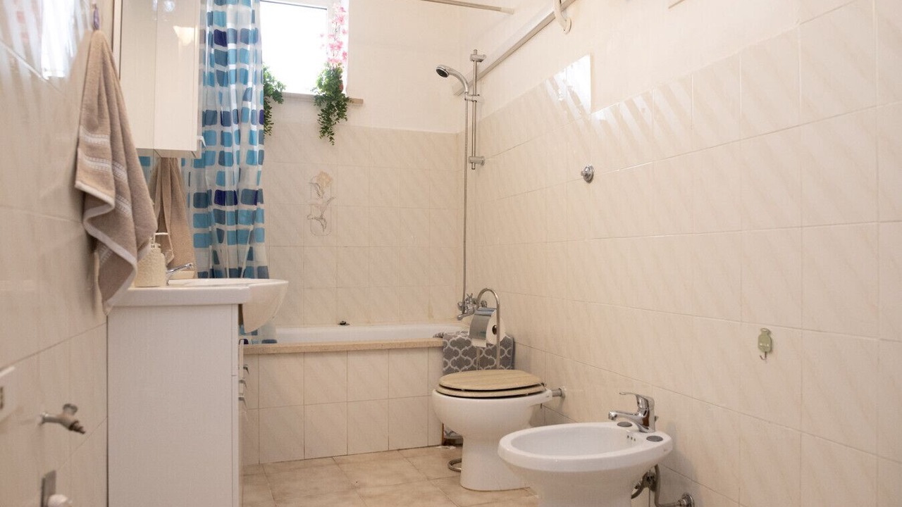 Photo of Bathroom in Supino