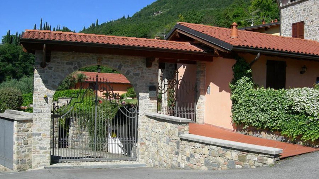 Photo of Outdoor in Morgnaga