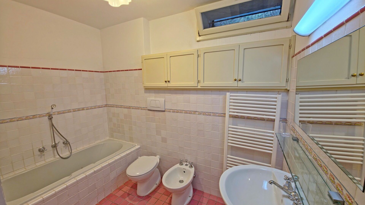 Photo of Bathroom in Pietrasanta