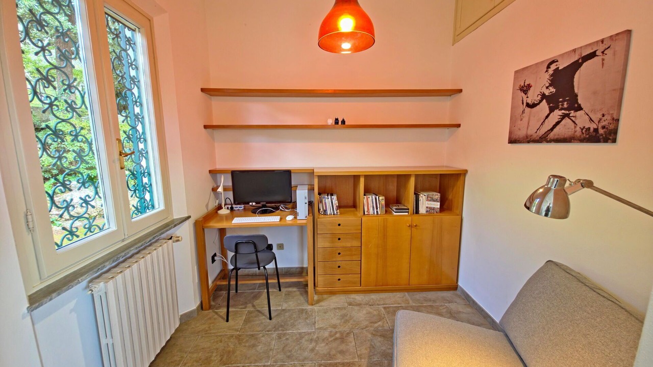Photo of Bedroom in Pietrasanta