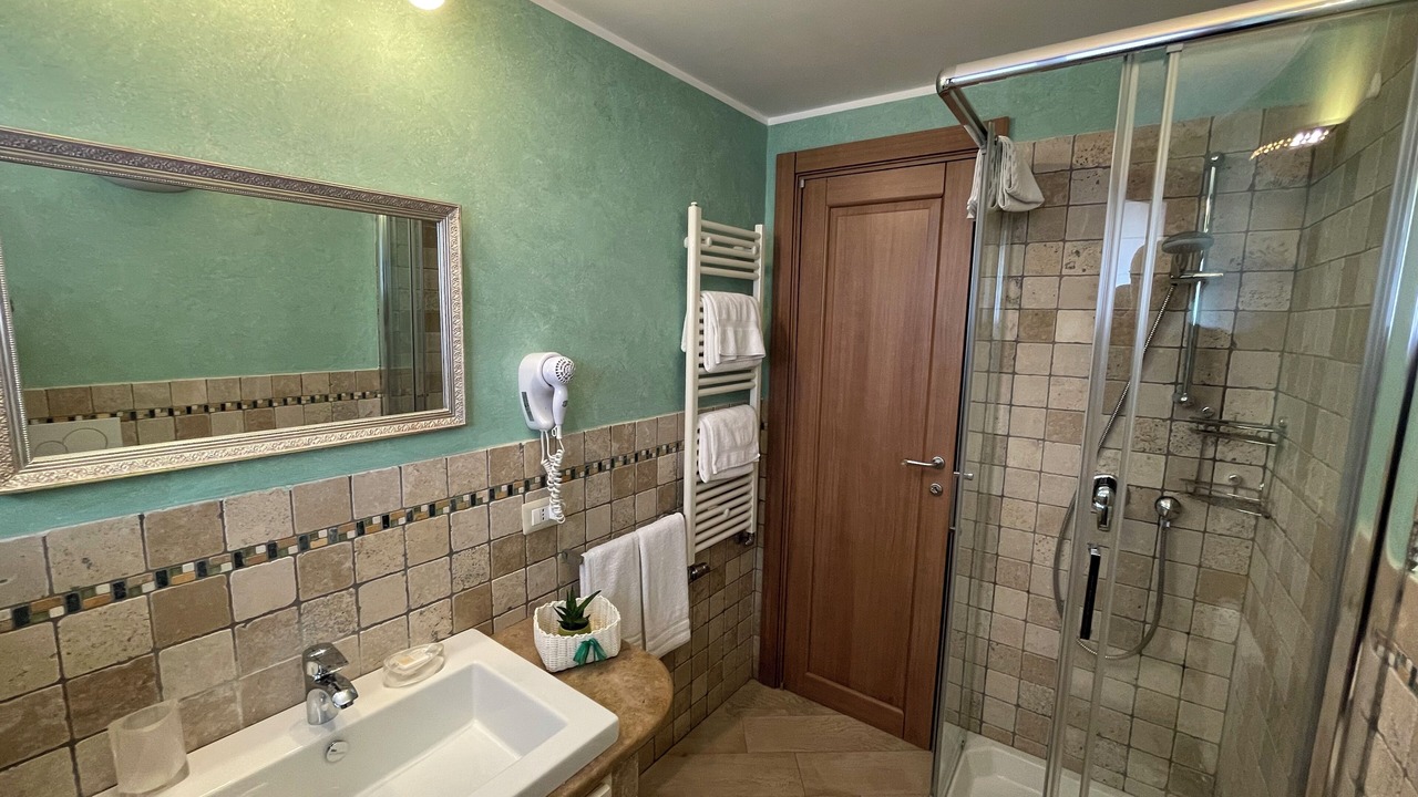 Photo of Bathroom in Subiaco