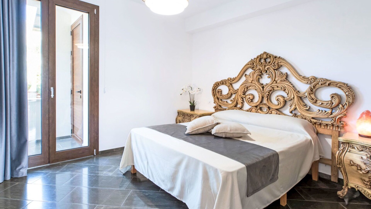Photo of Bedroom in Scopello