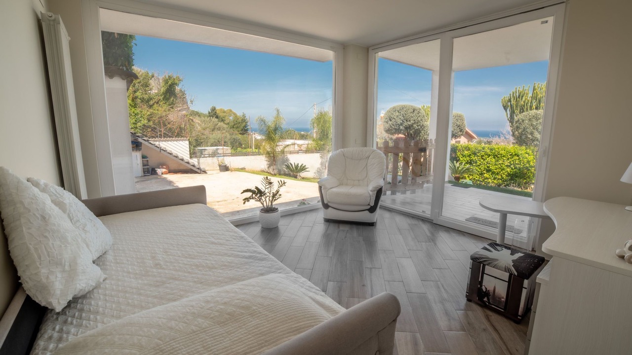 Photo of Bedroom in Carini