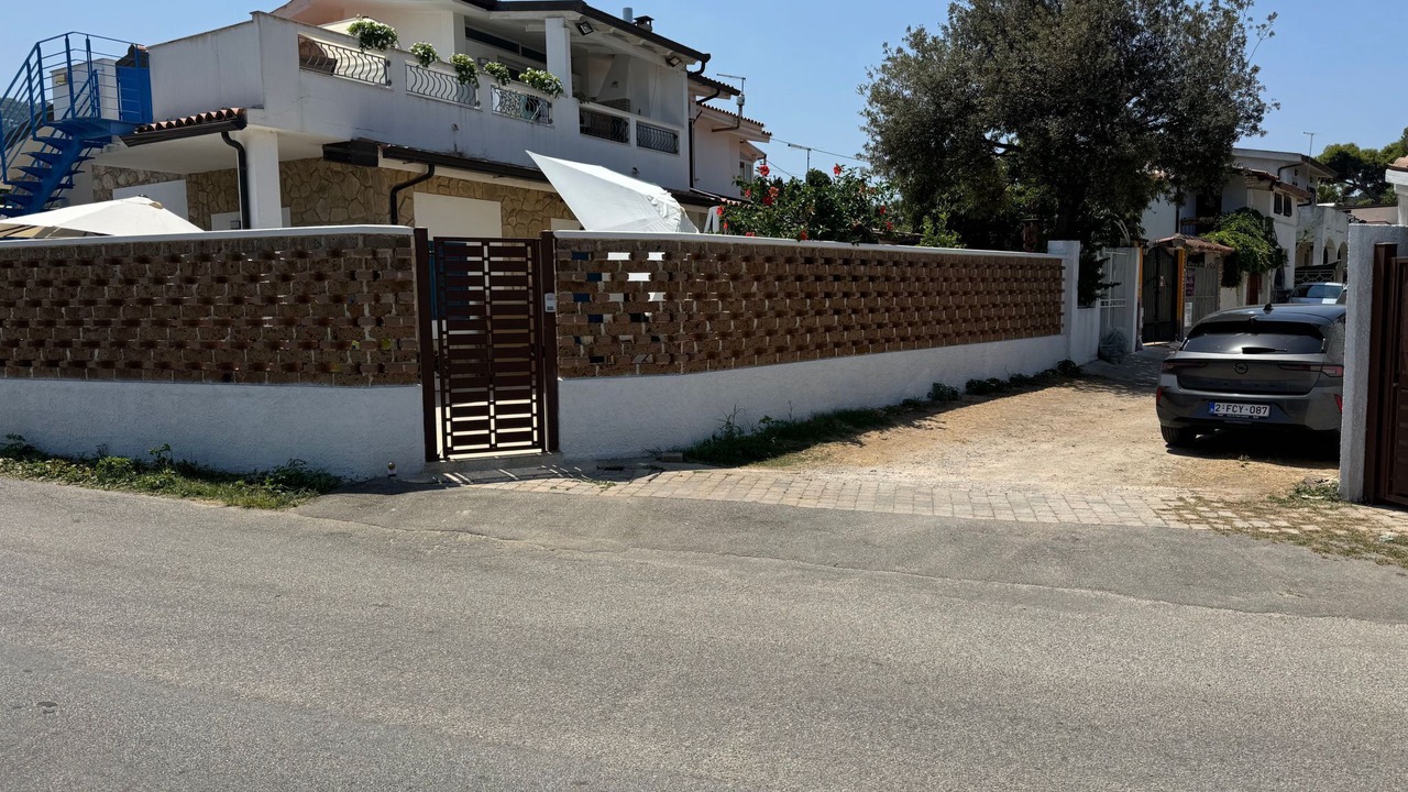 Photo of Others in Riaci