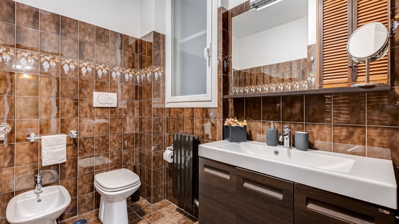 Photo of Bathroom in Quartiere XXIX Ponte Mammolo