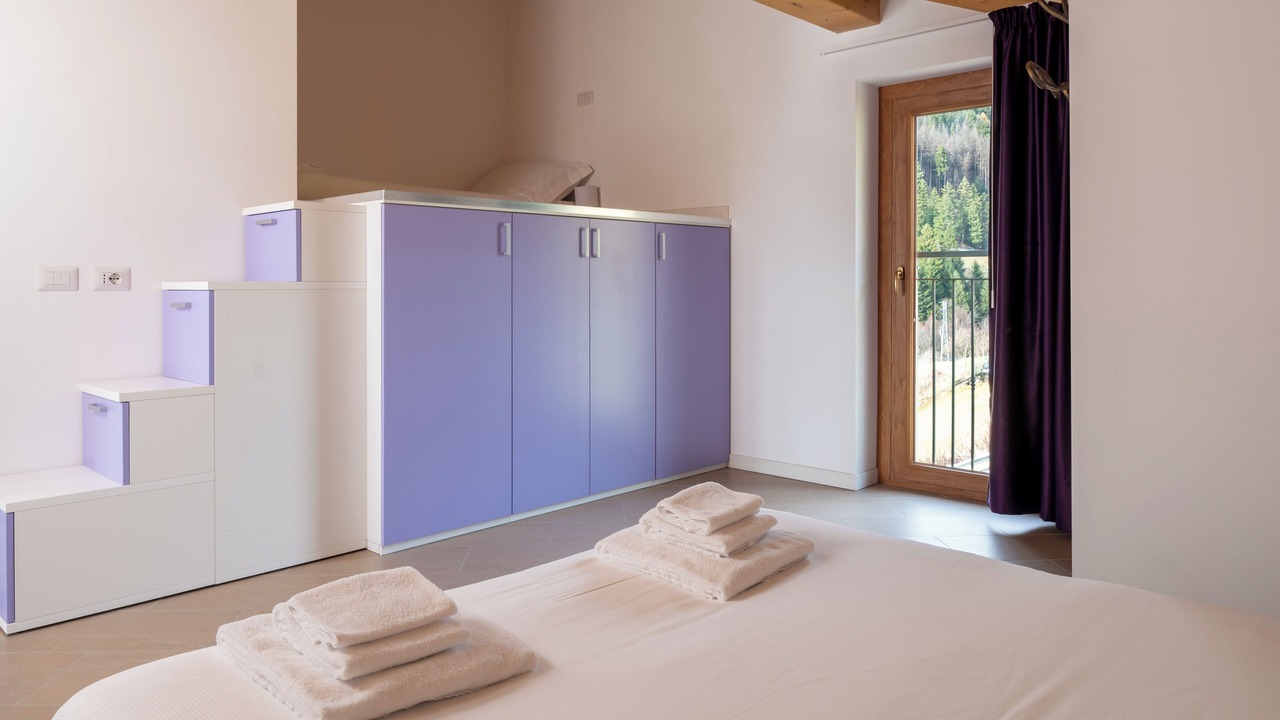 Photo of Bedroom in Tola