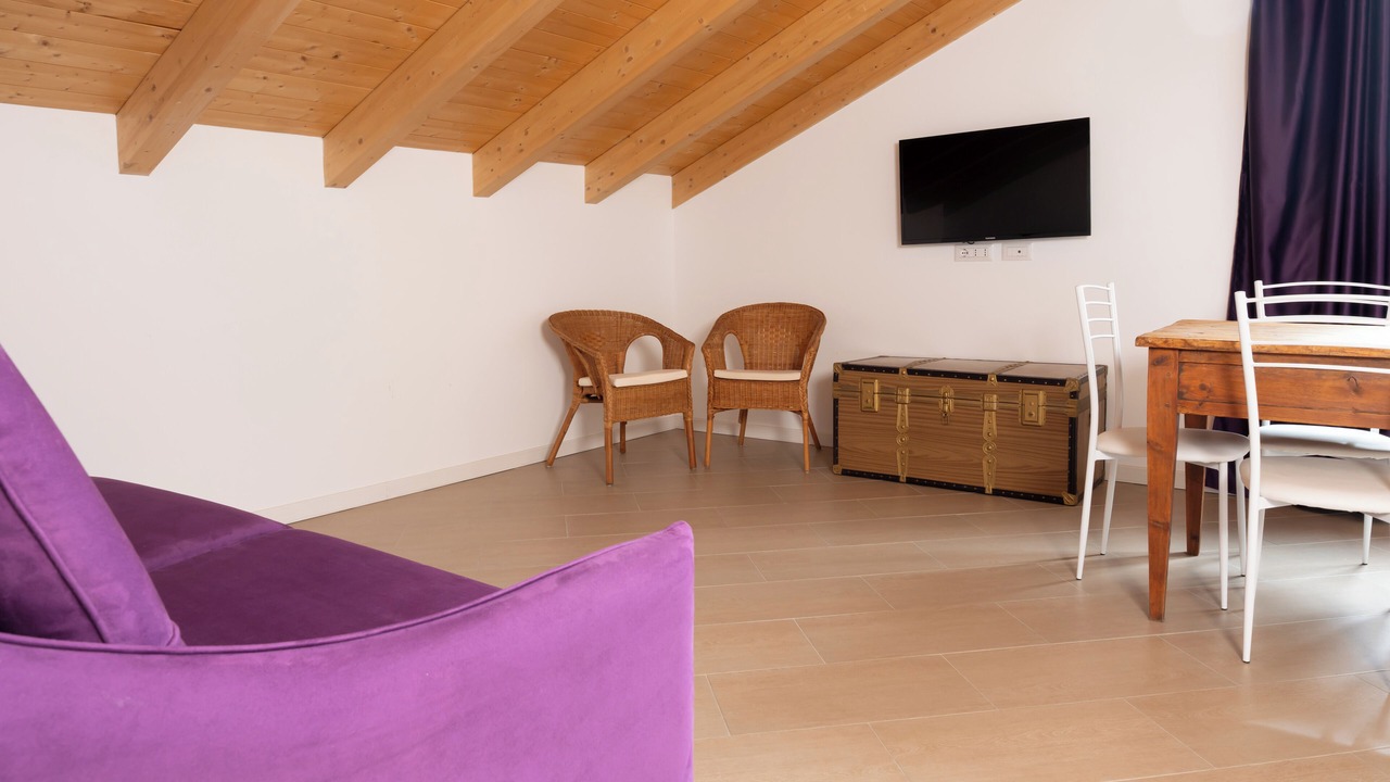 Photo of Livingroom in Tola