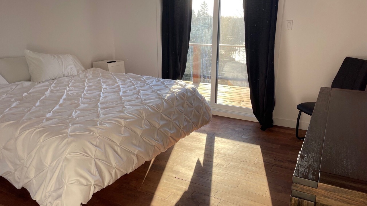 Photo of Bedroom in Saint-David-de-Falardeau
